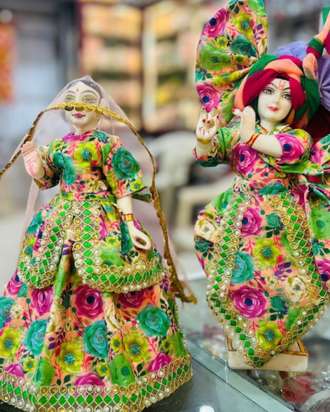 Elegant Radha Krishna Poshak Set – Traditional Divine Attire for Idols