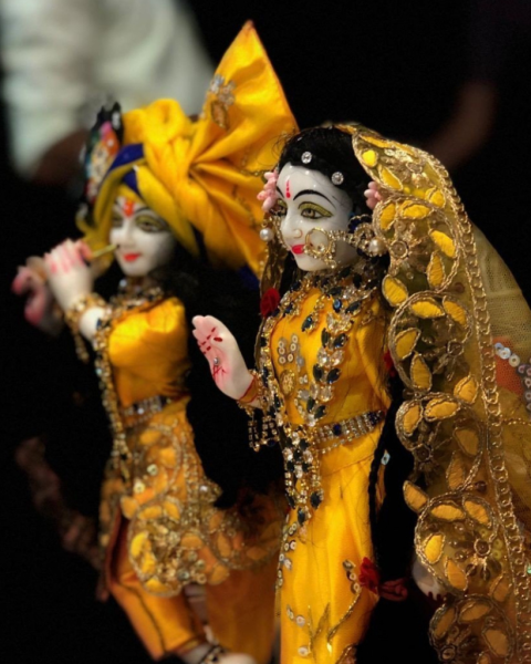 Elegant Radha Krishna Poshak Set – Traditional Divine Attire for Idols
